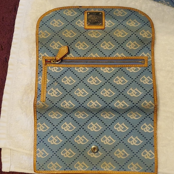 AUTHENTIC D&B MATCHING WALLET - Picture 4 of 5